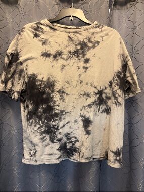 SHEIN Black and Gray Tie -Dye Short Sleeve Tee